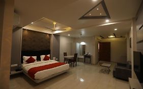 Hotel Neptune Inn Amreli